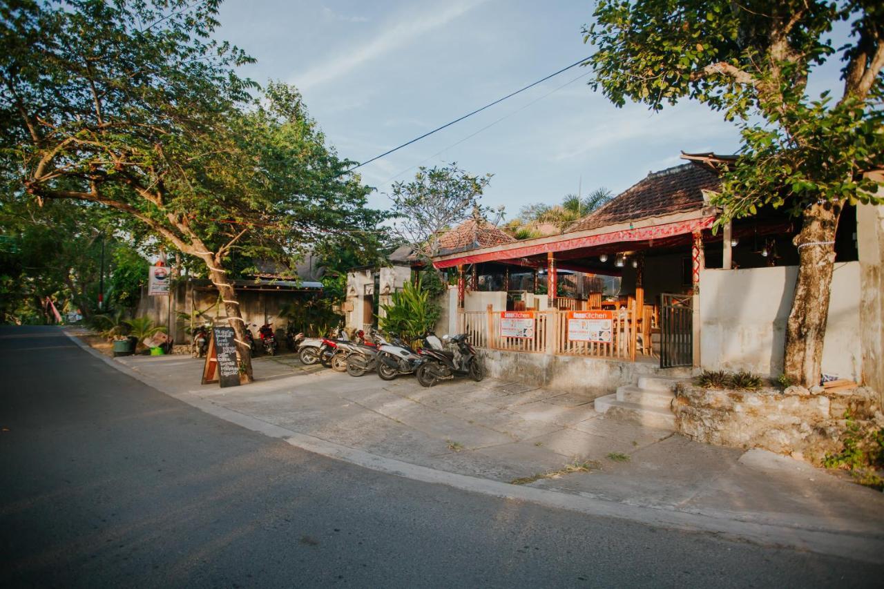 Jona Bungalow Sakti Exteriör bild