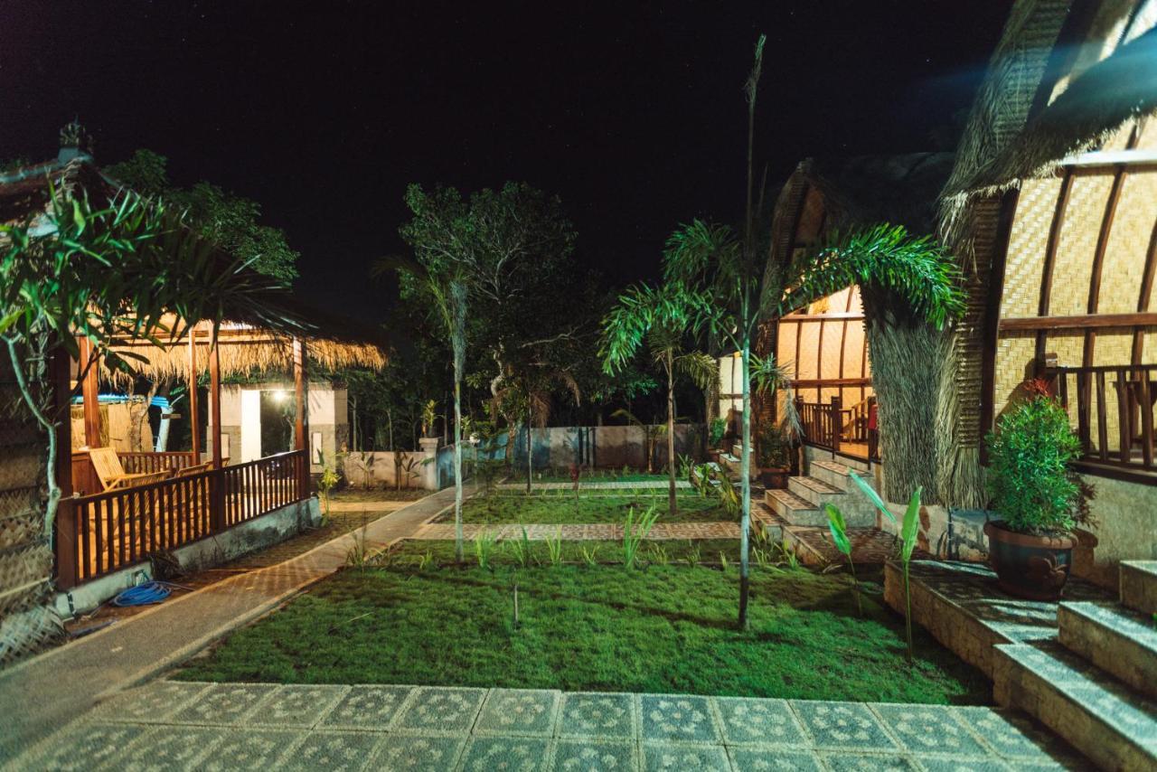 Jona Bungalow Sakti Exteriör bild